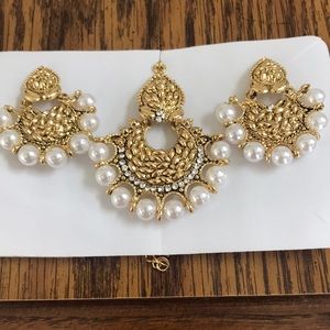 Brand new pearl Indian earrings and headpiece